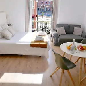 Premium Historic Center & Parking Apartment Malaga