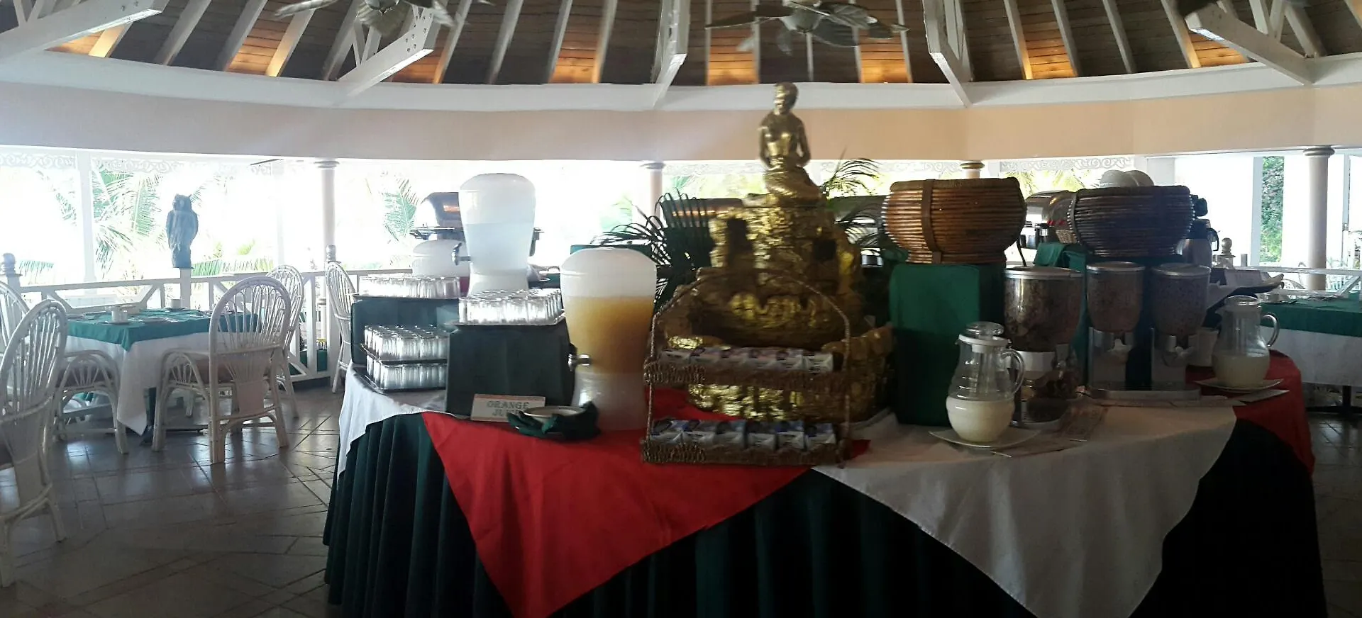 Coco Reef Resort & Spa Crown Point