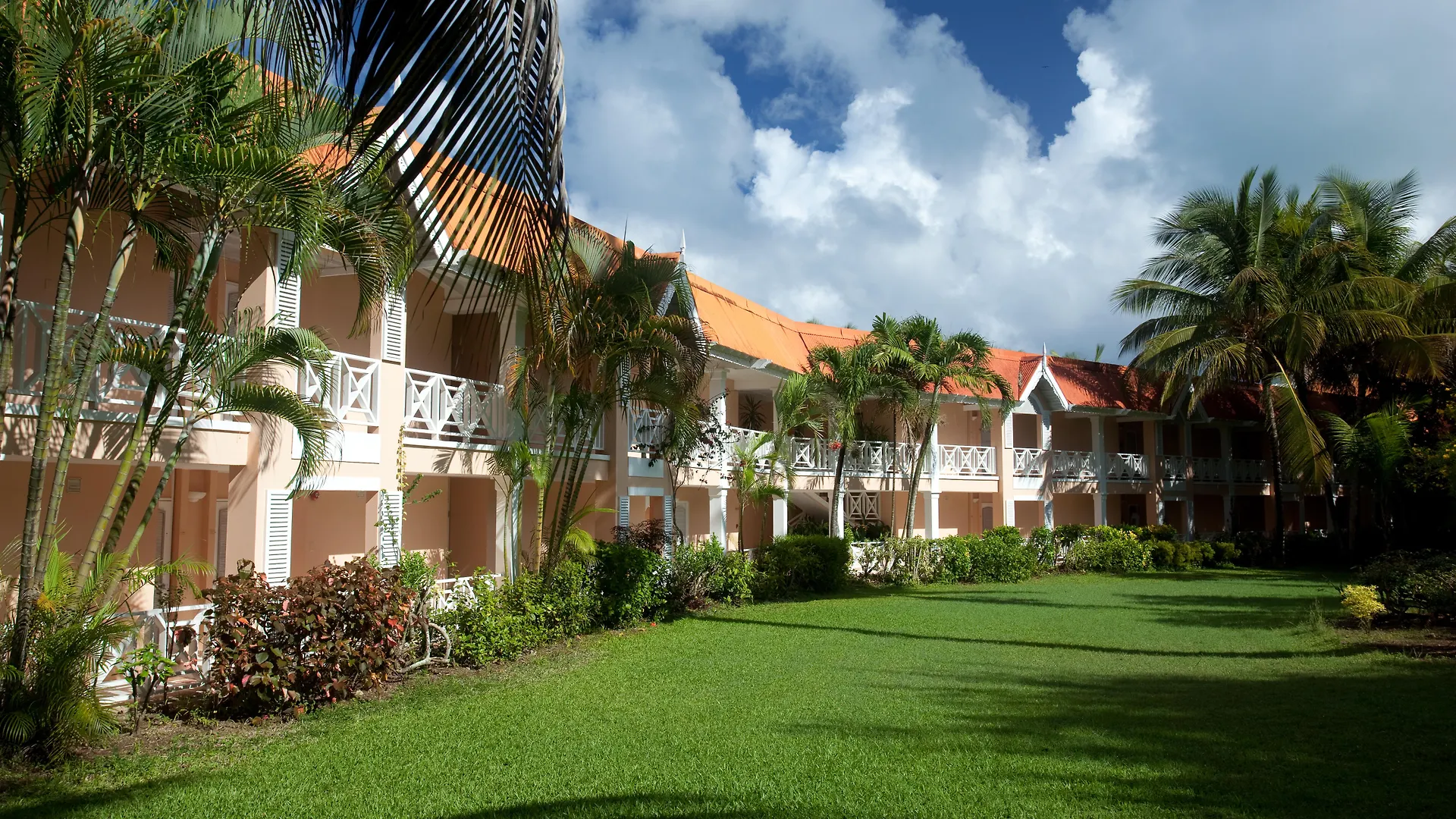 Coco Reef Resort & Spa Crown Point