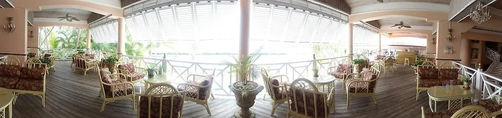 Coco Reef Resort & Spa Crown Point 4*,  Trinidad And Tobago