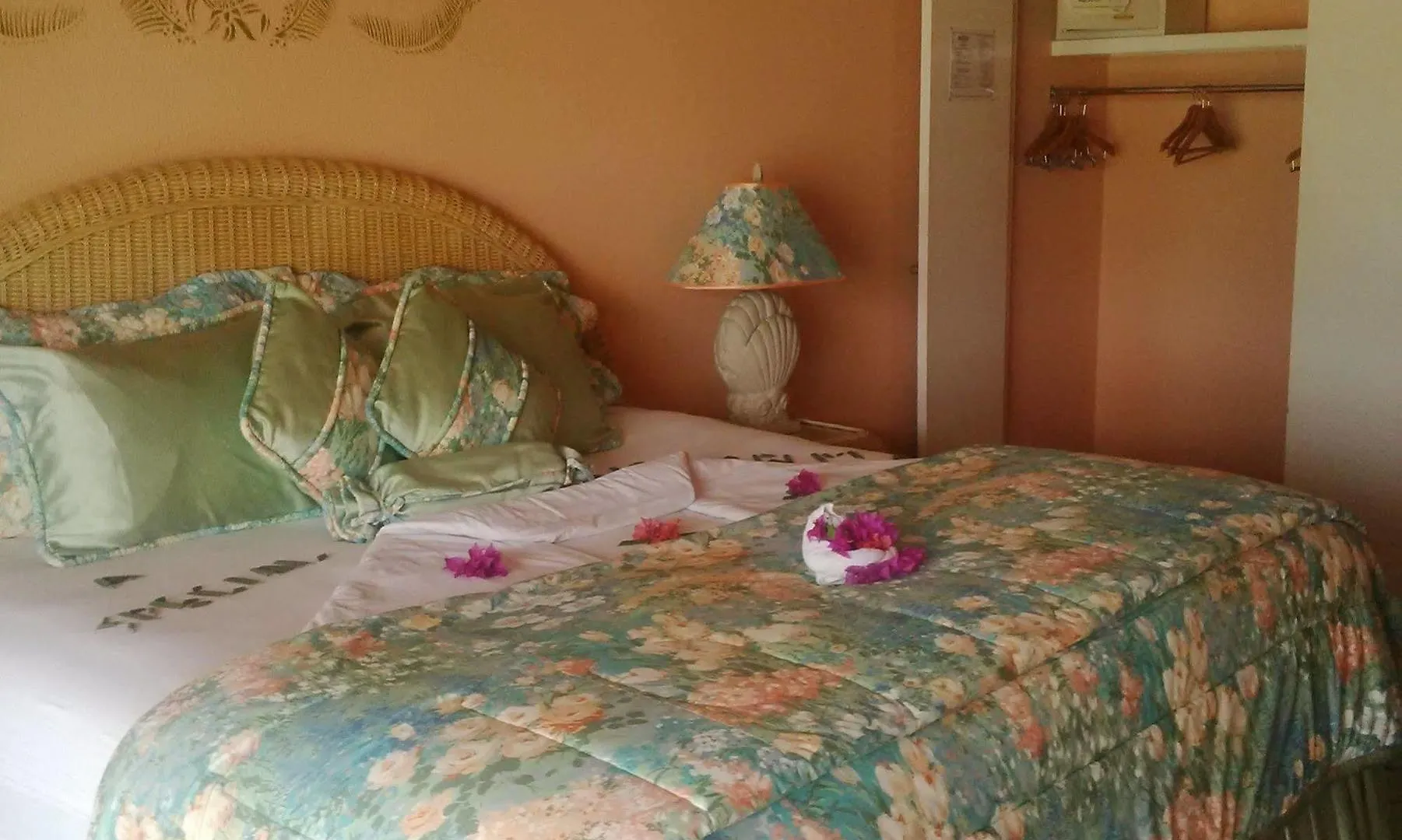 Coco Reef Resort & Spa Crown Point
